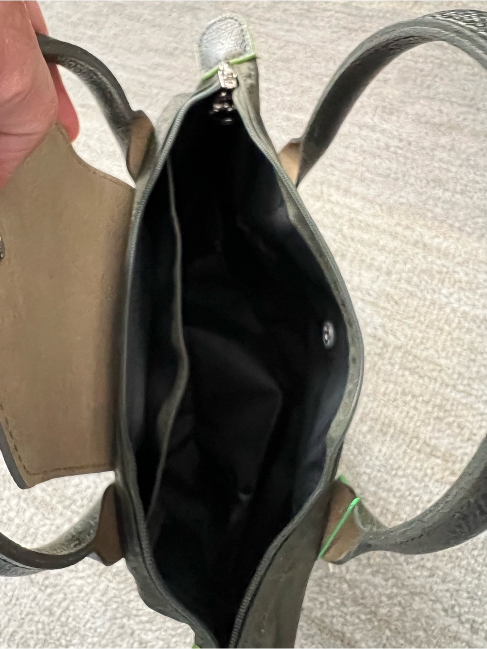 Longchamp Small Top-Handle Tote in Dark Olive with Lime Trim - Picture 3 of 4